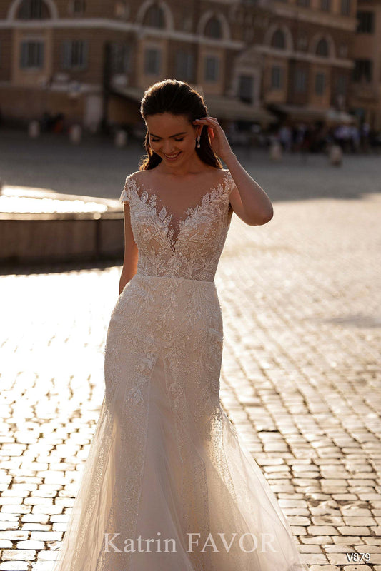 KatrinFAVORboutique-Mermaid style wedding dress Embroidered wedding gown