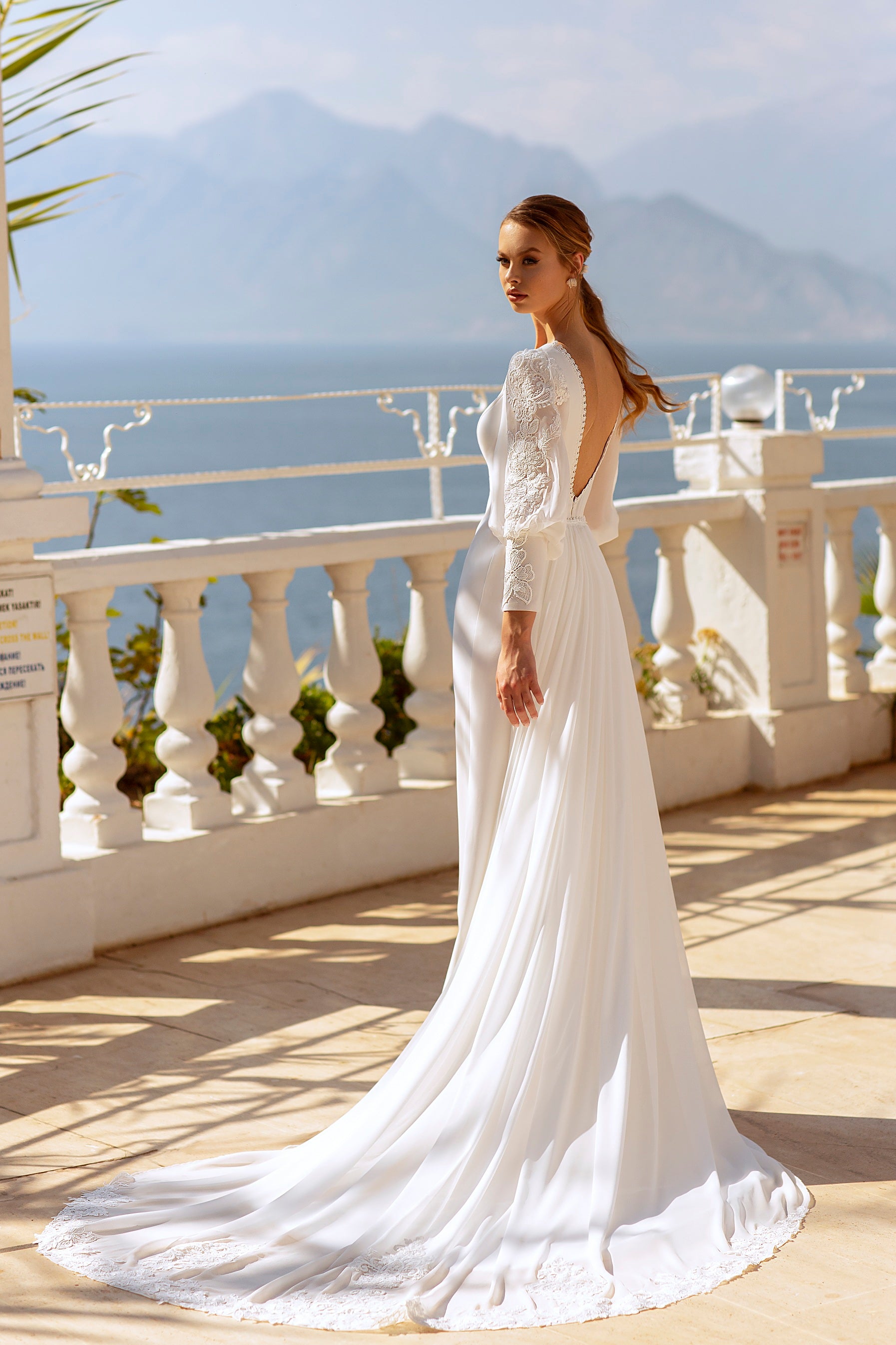 KatrinFAVORboutique-Long sleeve open back wedding dress Trumpet style wedding dress