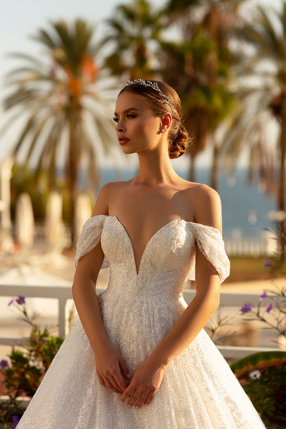 Wedding Dress Princess Glitter Sparkly Glitter Ballgown Wedding Dress 14 US / Off White Wedding Dress Princess Glitter Sparkly Glitter Ballgown Wedding Dress 14 US / Off White