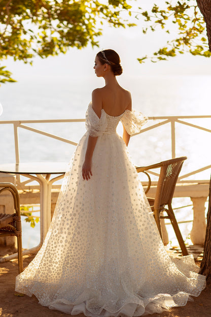 Romantic tulle off the shoulder wedding dress