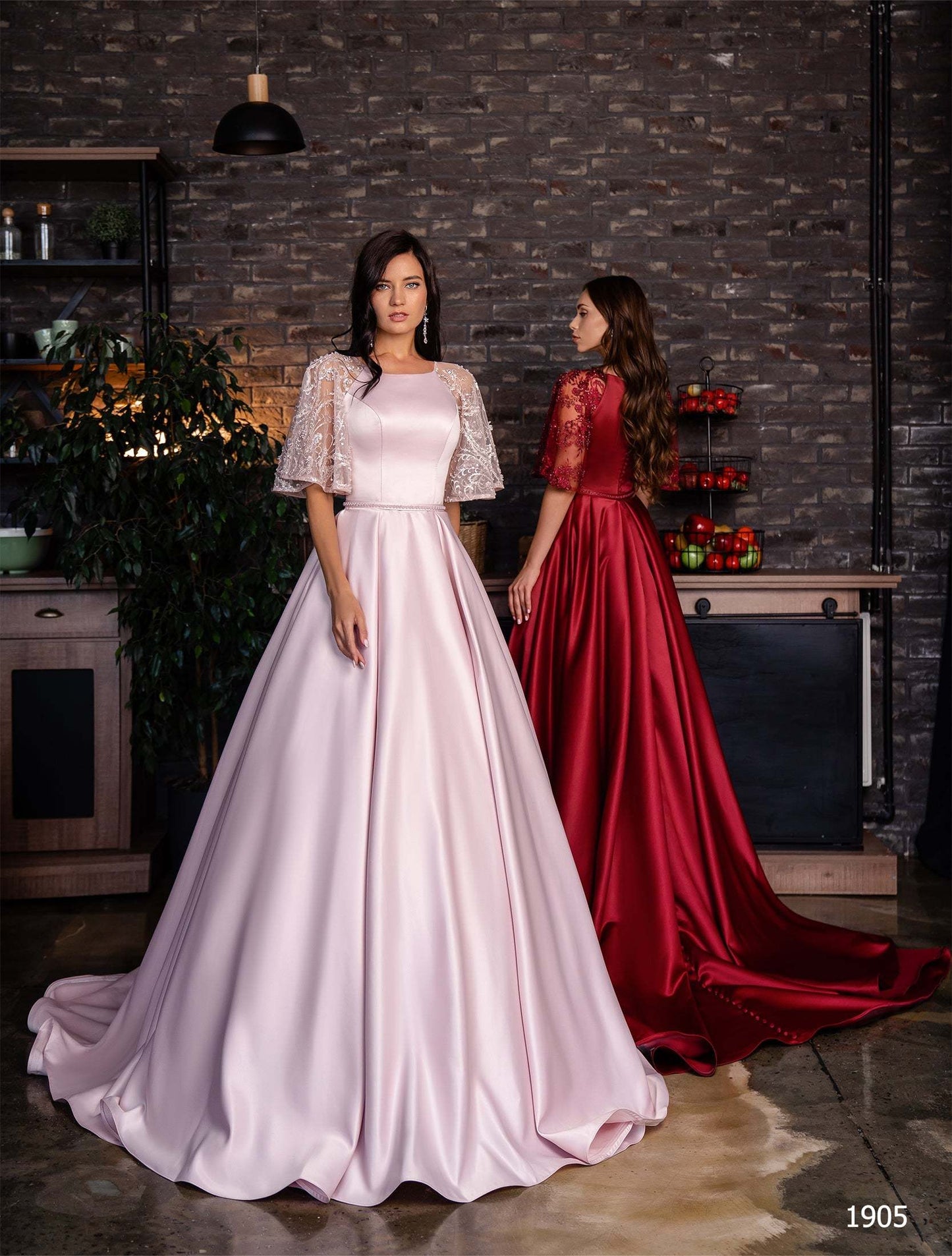 Modest evening dress | Classic elegant evening gowns
