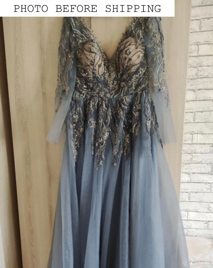 KatrinFAVORboutique-Lace evening dress with sleeves Spring evening gowns